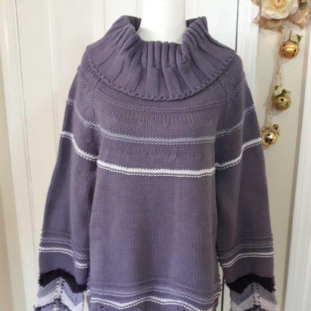 Chevron Border Sweater "Womens Plus Size M" (14-16) ~ NEW!!!